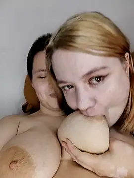 AriaCuteOh online show from November 13, 8:24 pm