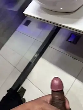 luciferdxm5 online show from February 2, 8:56 am