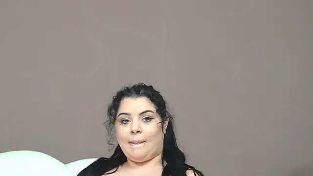 Snapshot of BustyMadison chatting on March 7, 3:18 pm BustyMadison online show from March 7, 3:18 pm