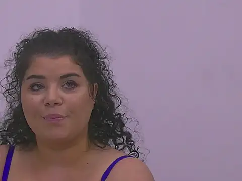 Snapshot of BustyMadison chatting on November 3, 2:09 pm BustyMadison online show from November 3, 2:09 pm