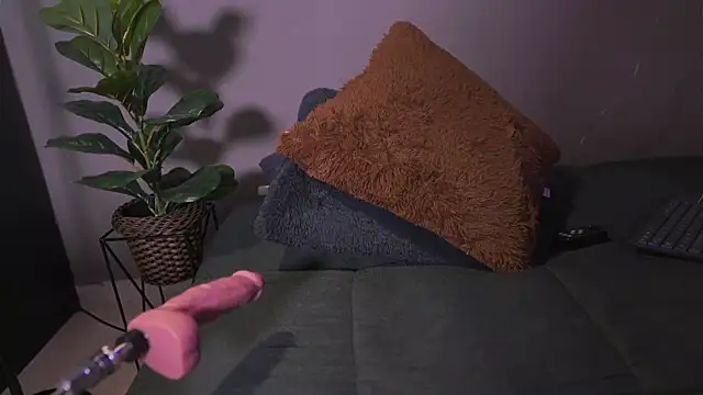 Snapshot of HannahEvanss chatting on November 29, 7:36 pm HannahEvanss online show from November 29, 7:36 pm