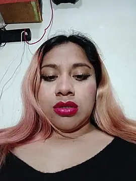 Snapshot of PokeGirld chatting on February 14, 6:35 am PokeGirld online show from February 14, 6:35 am