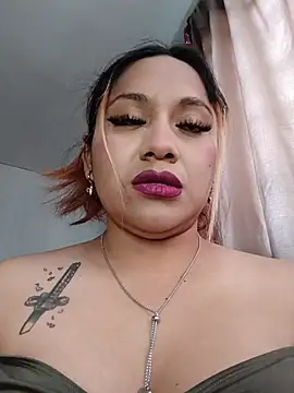 Snapshot of PokeGirld chatting on March 1, 9:59 pm PokeGirld online show from March 1, 9:59 pm