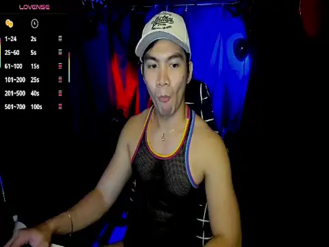 000batman000 online show from March 11, 5:40 pm