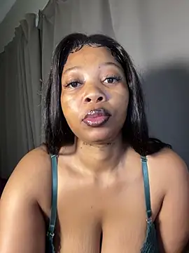 cherrybabe76 online show from March 16, 8:43 am