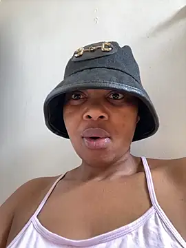 cherrybabe76 online show from October 16, 6:32 am