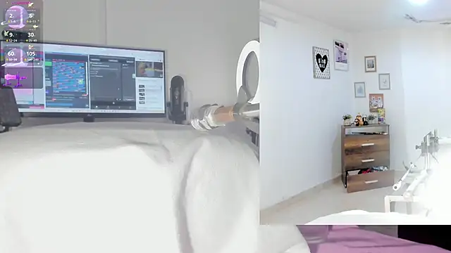 sofi velez online show from November 18, 5:05 pm