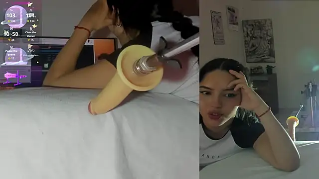 sofi velez online show from March 22, 5:03 pm