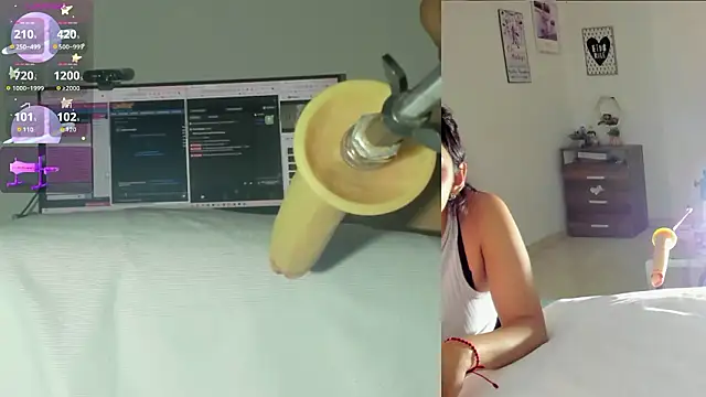 sofi velez online show from February 13, 5:02 pm