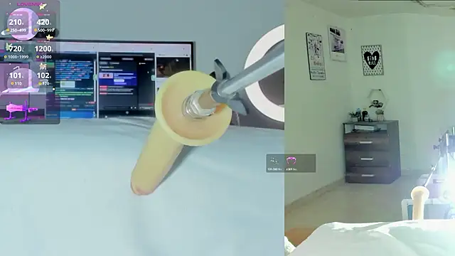 sofi velez online show from February 12, 5:02 pm