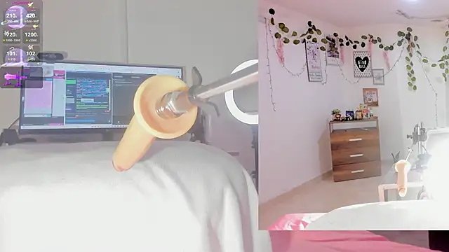 sofi velez online show from November 21, 5:01 pm