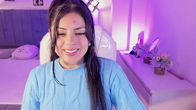 Snapshot of Catalinaa_martinez chatting on October 9, 2:56 am Catalinaa martinez online show from October 9, 2:56 am