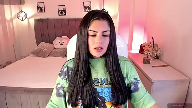 Snapshot of Catalinaa_martinez chatting on September 14, 2:45 am Catalinaa martinez online show from September 14, 2:45 am