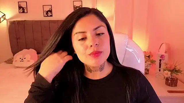 Snapshot of Catalinaa_martinez chatting on October 4, 2:57 am Catalinaa martinez online show from October 4, 2:57 am