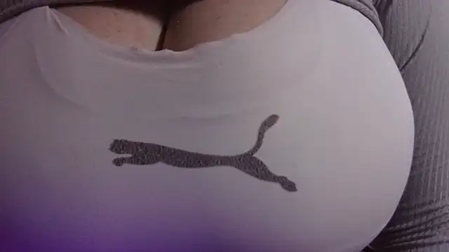 AnnyelinnaLove online show from November 3, 5:45 am