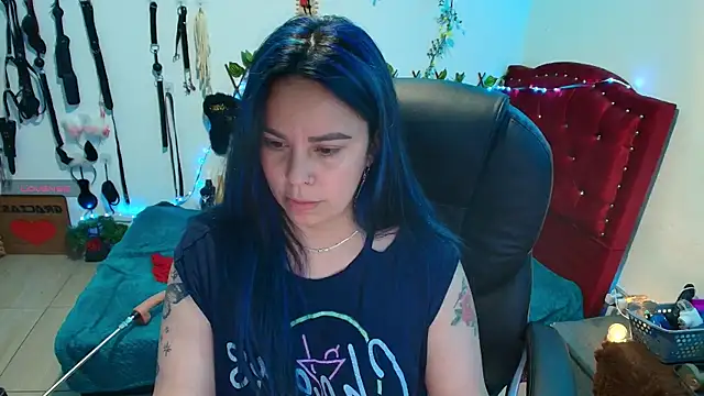 elektra 32 online show from November 11, 9:04 am