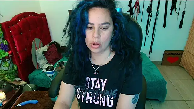 elektra 32 online show from February 27, 1:38 pm