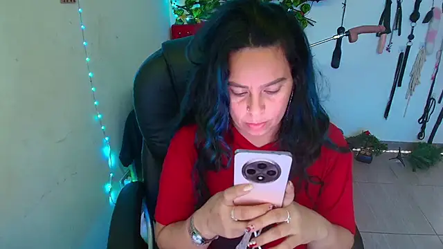 elektra 32 online show from April 12, 2:37 am