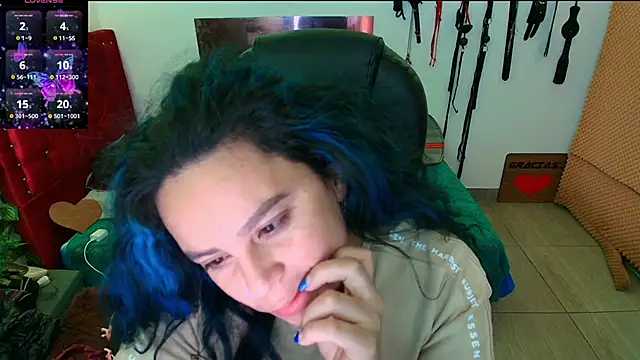 elektra 32 online show from March 21, 5:32 am