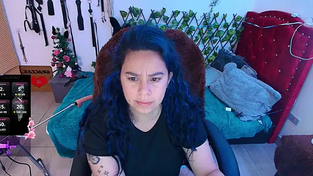 elektra 32 online show from December 19, 1:24 pm