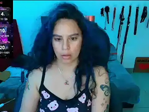 elektra 32 online show from March 18, 4:28 pm