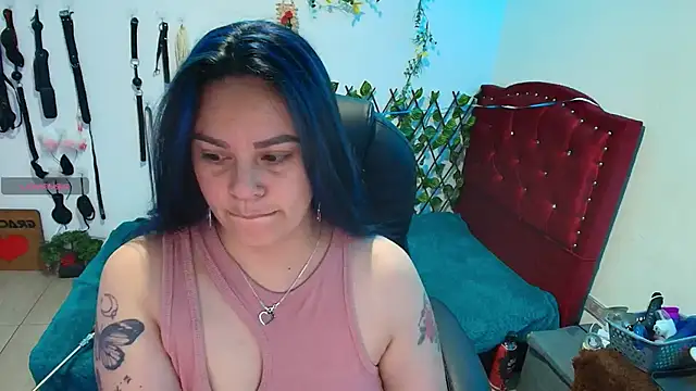 elektra 32 online show from November 12, 9:13 am