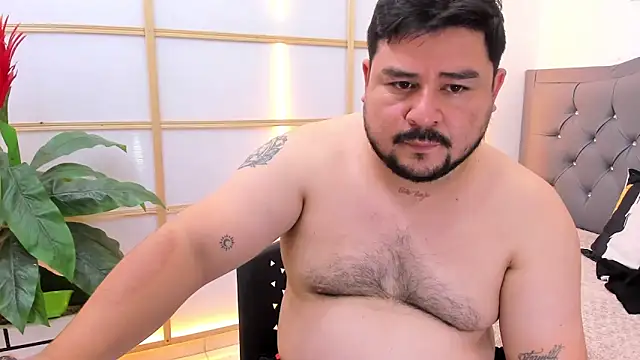 Snapshot of oso_dirty_ chatting on June 19, 5:30 pm oso dirty online show from June 19, 5:30 pm
