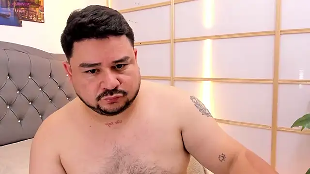 Snapshot of oso_dirty_ chatting on May 31, 6:09 pm oso dirty online show from May 31, 6:09 pm