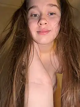 HornyGirlH online show from February 13, 4:56 am