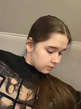 HornyGirlH online show from February 8, 5:38 am