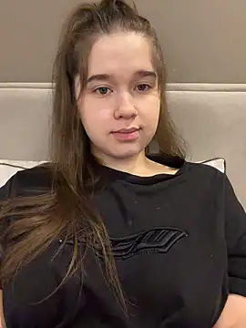 HornyGirlH online show from January 17, 3:43 am