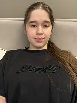 HornyGirlH online show from March 2, 4:46 am