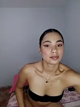 iamemmablake online show from March 22, 7:15 pm