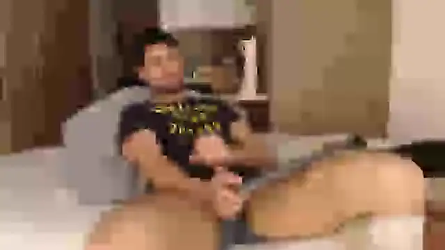 Snapshot of bradley_muscle chatting on September 15, 7:03 pm bradley muscle online show from September 15, 7:03 pm