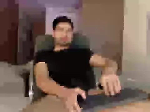 Snapshot of bradley_muscle chatting on September 17, 5:26 pm bradley muscle online show from September 17, 5:26 pm