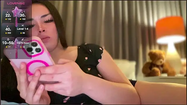 Snapshot of MISSANACONDA chatting on November 5, 3:53 am MISSANACONDA online show from November 5, 3:53 am