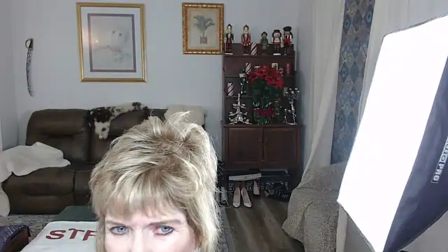 SindeeDix online show from November 29, 3:12 pm