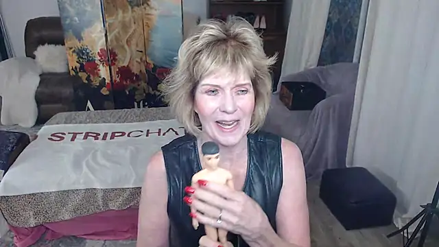 SindeeDix online show from January 16, 2:21 pm