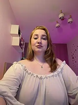 ollydoll92 online show from March 14, 5:30 pm