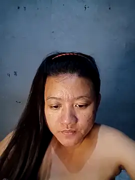 Urchanel online show from March 2, 11:41 am