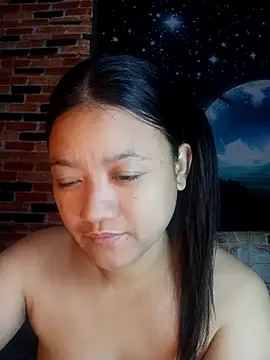 Urchanel online show from April 3, 11:00 pm