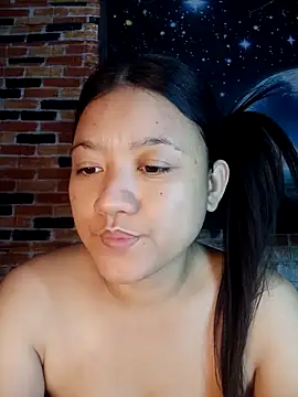 Urchanel online show from April 12, 11:30 pm