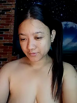 Urchanel online show from May 4, 11:18 pm