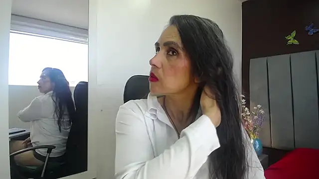 Snapshot of moxa_hot chatting on December 3, 3:11 pm moxa hot online show from December 3, 3:11 pm