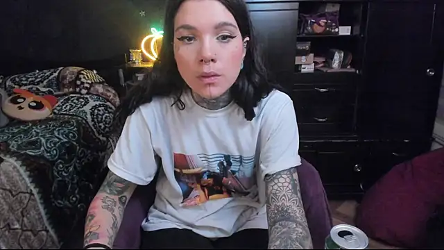 Snapshot of Lilmarieee chatting on February 7, 9:04 pm Lilmarieee online show from February 7, 9:04 pm