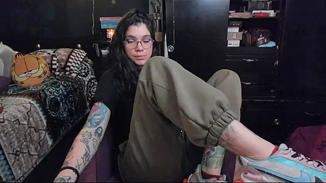 Snapshot of Lilmarieee chatting on March 20, 1:13 am Lilmarieee online show from March 20, 1:13 am