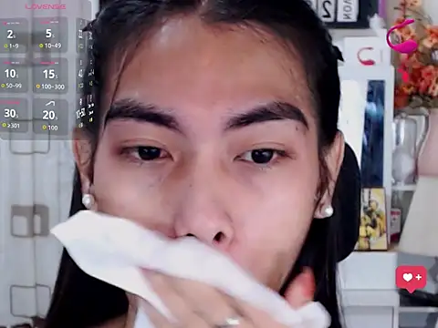 Snapshot of LAVIDALENATS chatting on December 5, 3:38 am LAVIDALENATS online show from December 5, 3:38 am