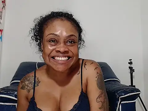 alexiaao9 online show from April 7, 3:30 am