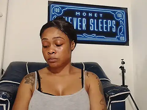 alexiaao9 online show from April 21, 2:25 am