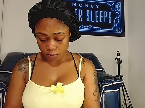 alexiaao9 online show from April 26, 3:09 pm